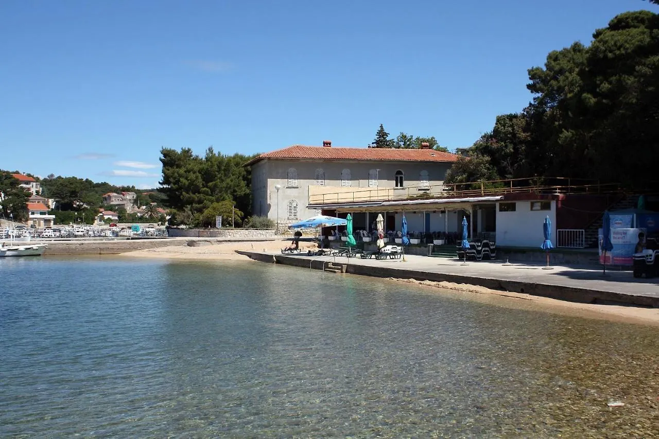 Apartments With A Parking Space Palit, Rab - 4970