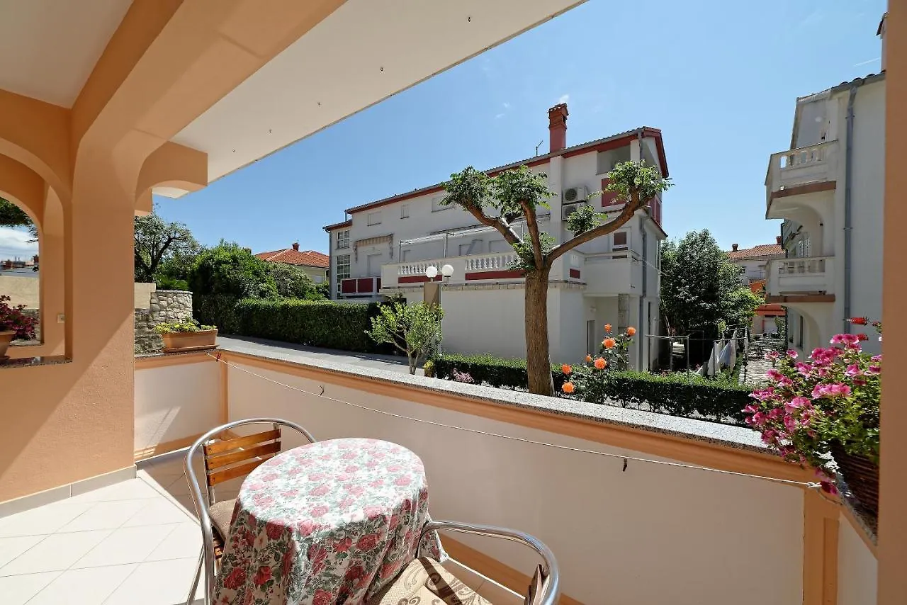 Apartments With A Parking Space Palit, Rab - 4970 קרואטיה