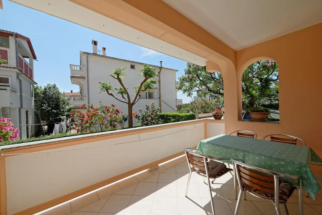 Apartments With A Parking Space Palit, Rab - 4970 קרואטיה