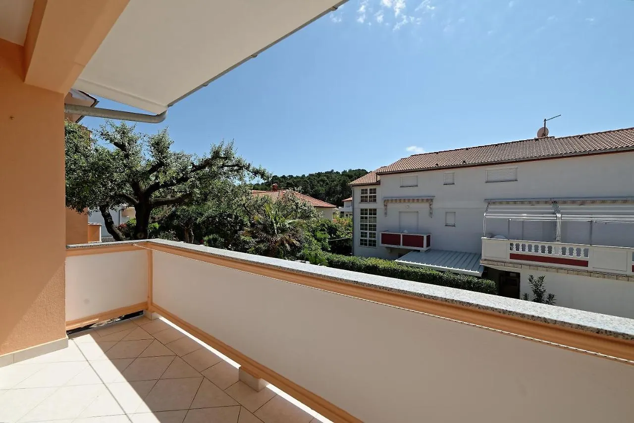 Apartments With A Parking Space Palit, Rab - 4970
