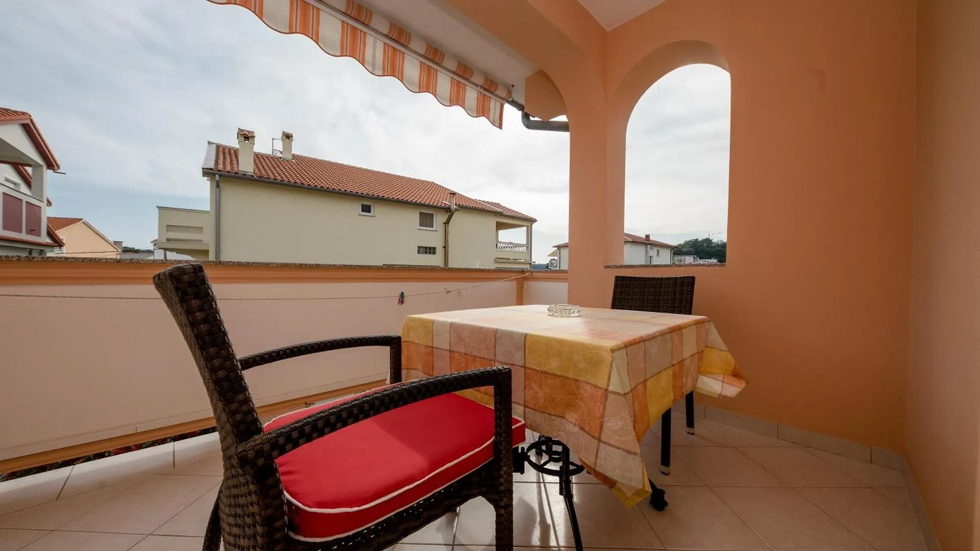 Apartments With A Parking Space Palit, Rab - 4970  Palit