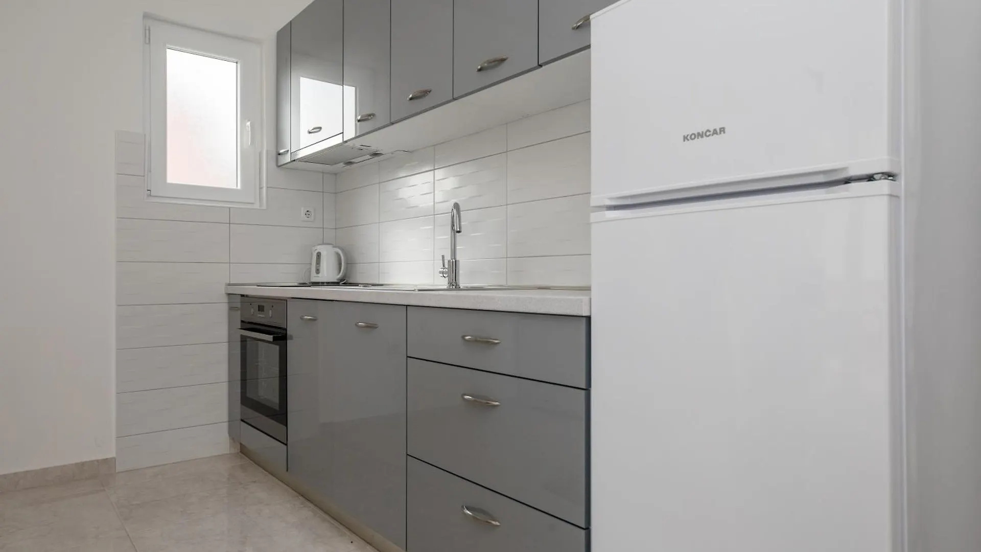 Apartments With A Parking Space Palit, Rab - 4970 Palit